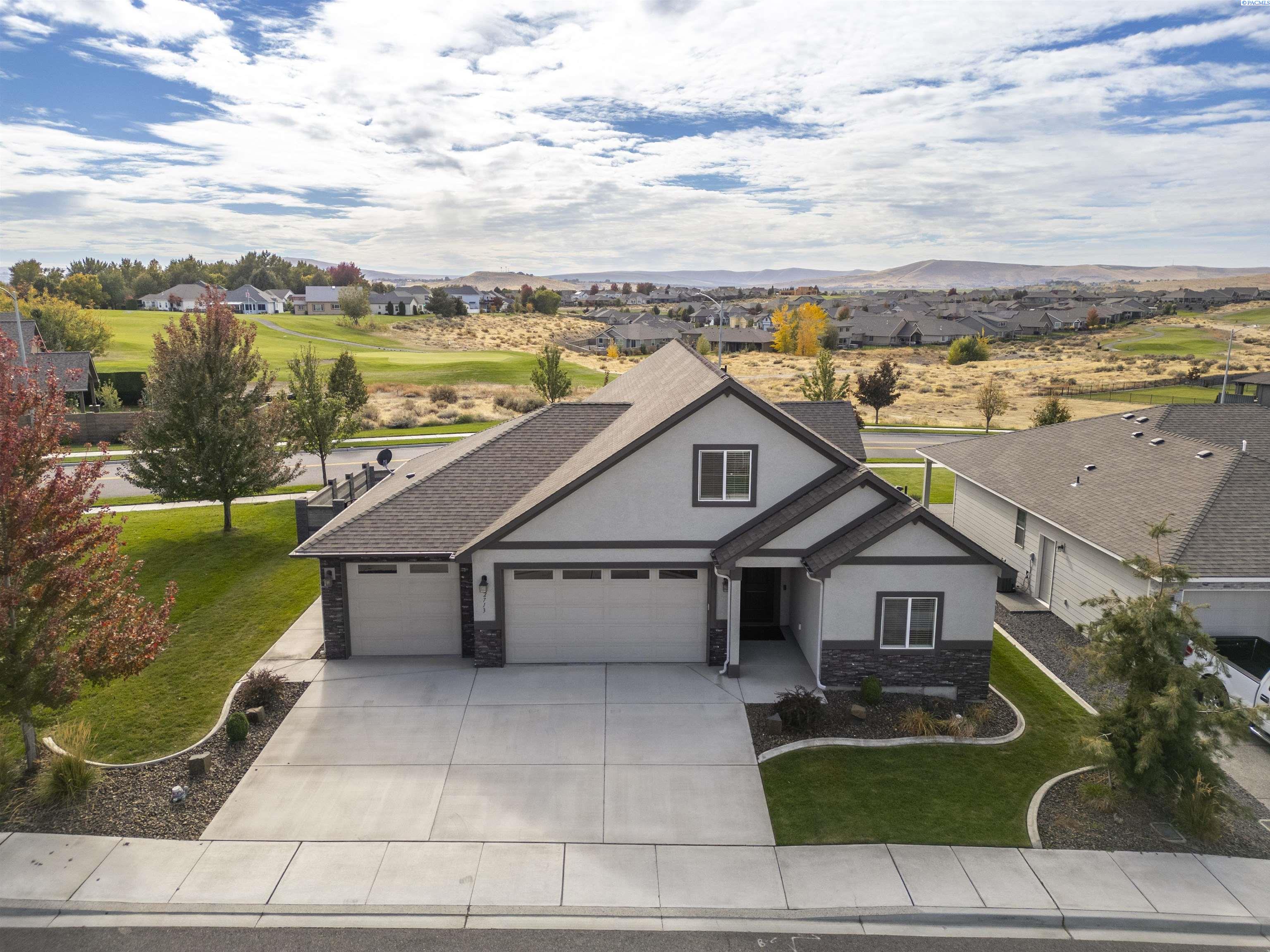 2713 Torrey Pines Way