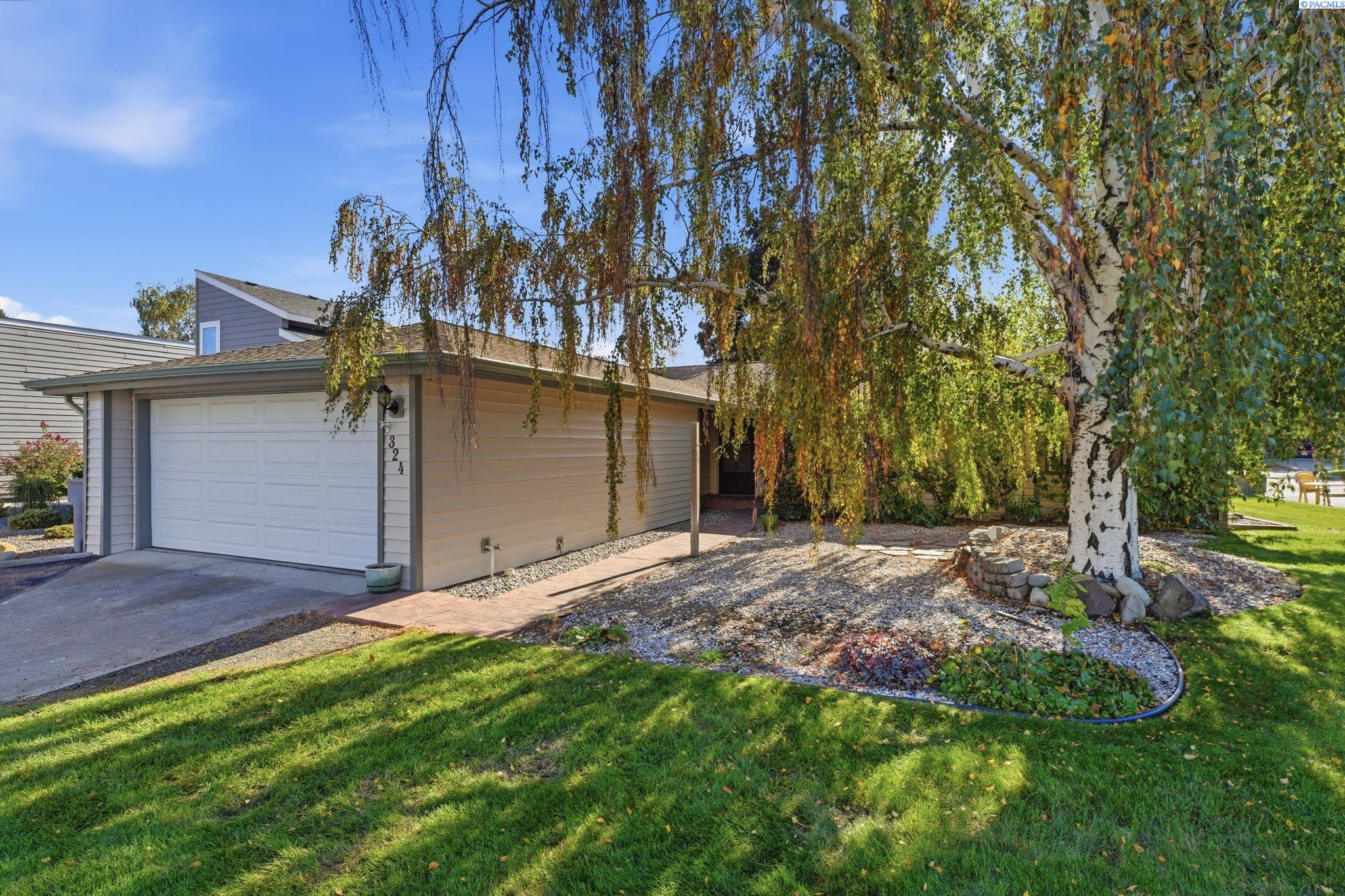 324 Gulf Ct