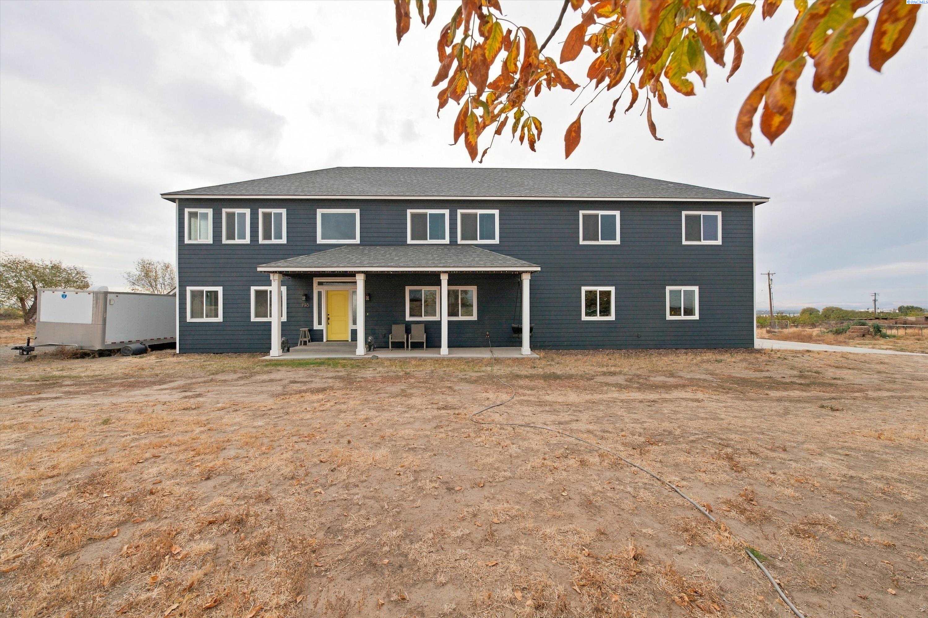 790 Decker Rd