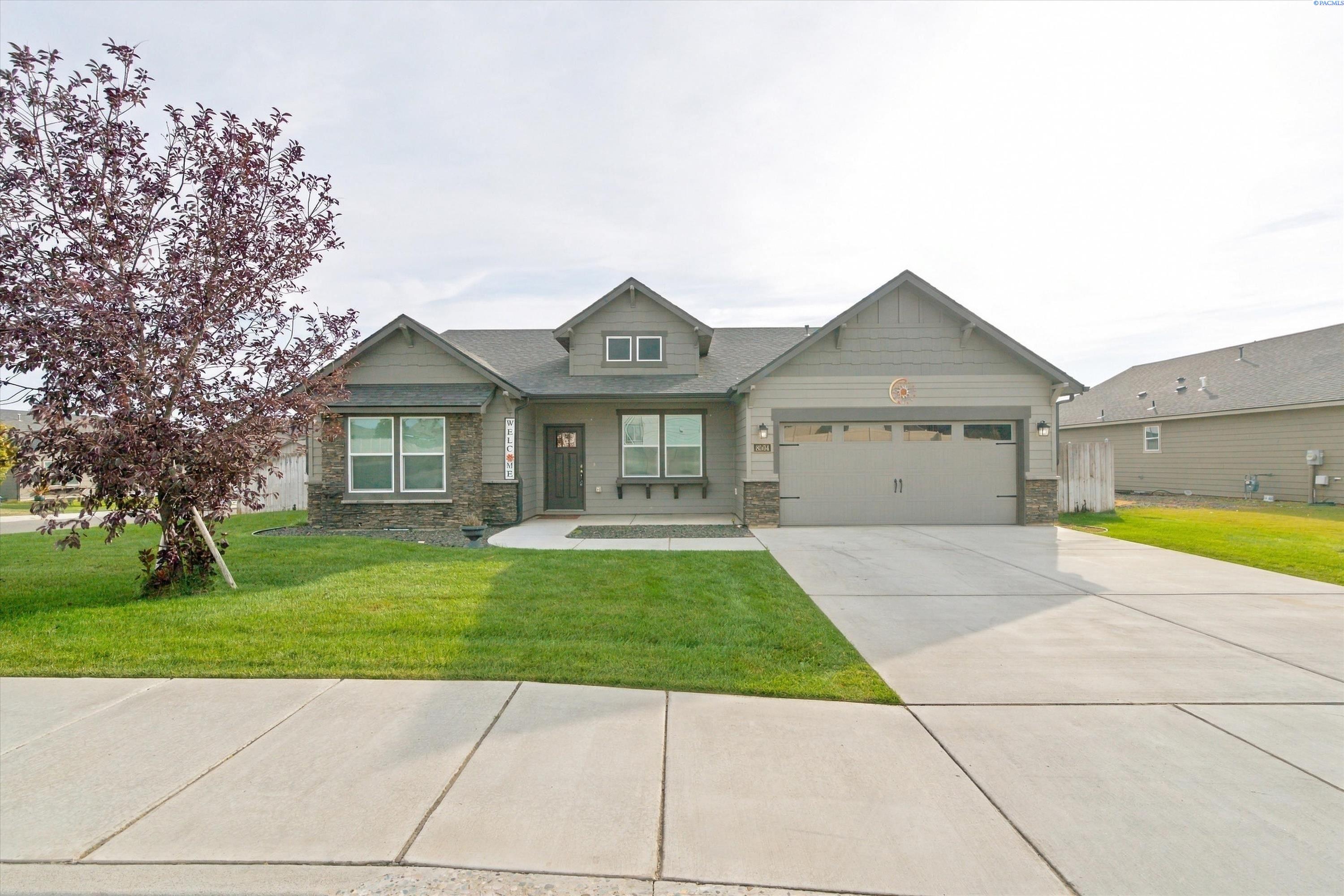 8004 Cassiar Dr