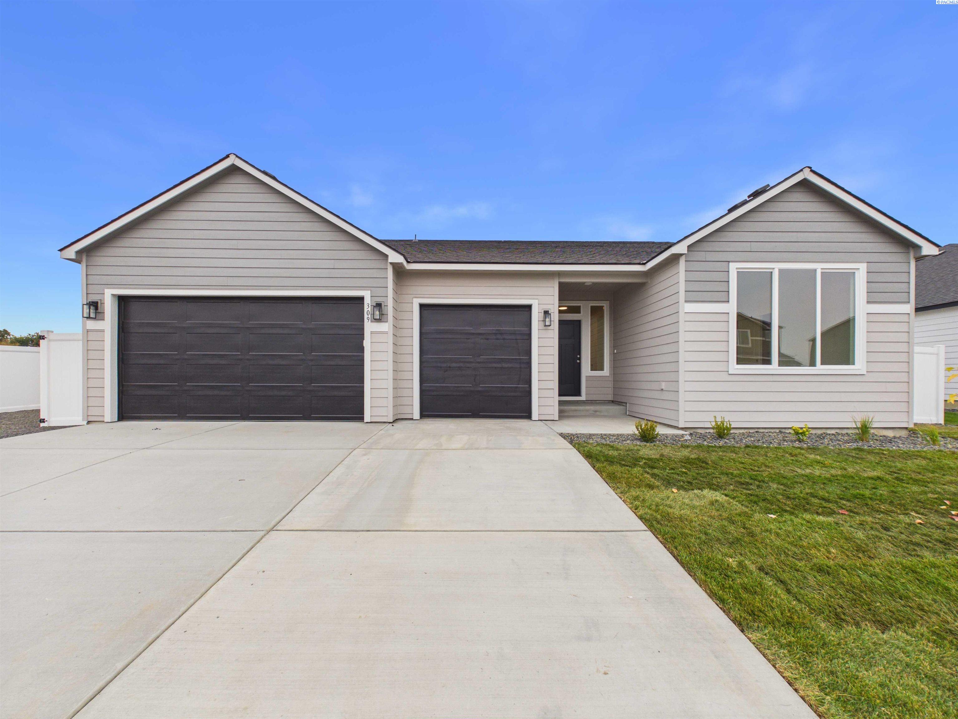 309 Sapphire Ave