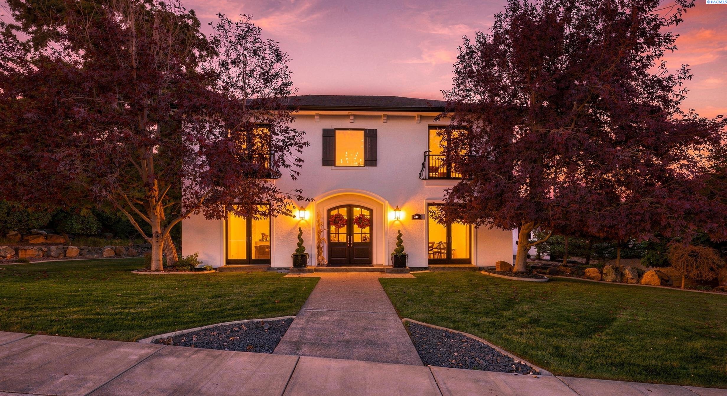 601 Queensgate Dr